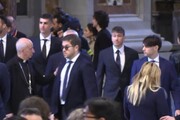 Papa Francesco, l'omaggio della squadra di calcio della Roma