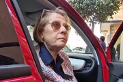 Bambina lanciata dal balcone dalla madre, 'La donna era seguita e mai sola'