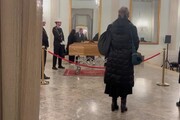 Napoli, la camera ardente per Roberto De Simone al teatro San Carlo