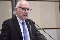 Camandona Ufficiale al Merito, Testolin 'grande riconoscimento'