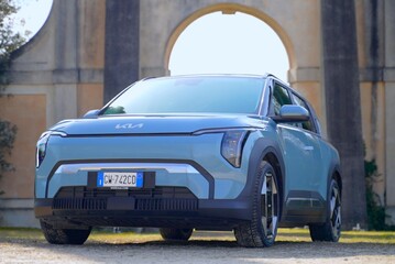 Kia EV3, Suv spazioso e originale dalla grande autonomia