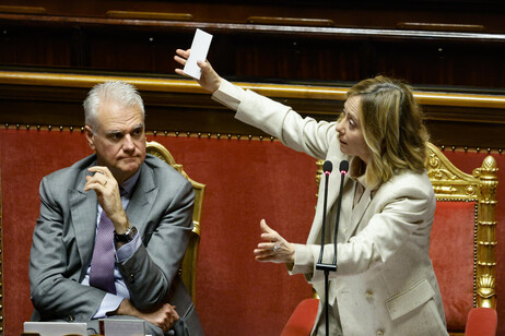 Meloni e Zangrillo in una immagine di archivio