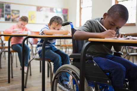 Istat: + 10% prof per alunni disabili ma 1 su 3 senza formazione