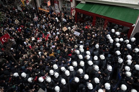 Scontri ad Istanbul