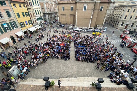 Ancona premia i cittadini meritevoli con le Civiche benemerenze