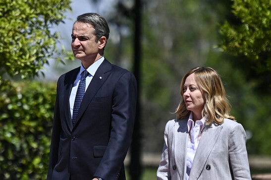 Meloni accoglie Mitsotakis per il vertice Italia-Grecia