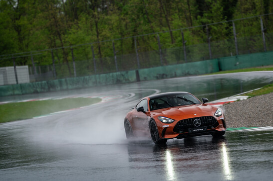 AMG Experience, sold out per i corsi a Vallelunga e Imola