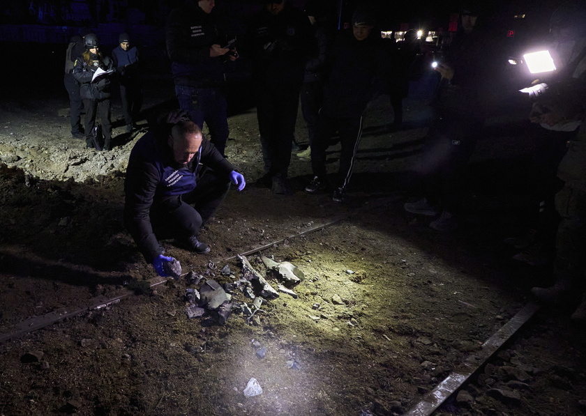 At least 14 injured in glide bomb strike on Kharkiv market