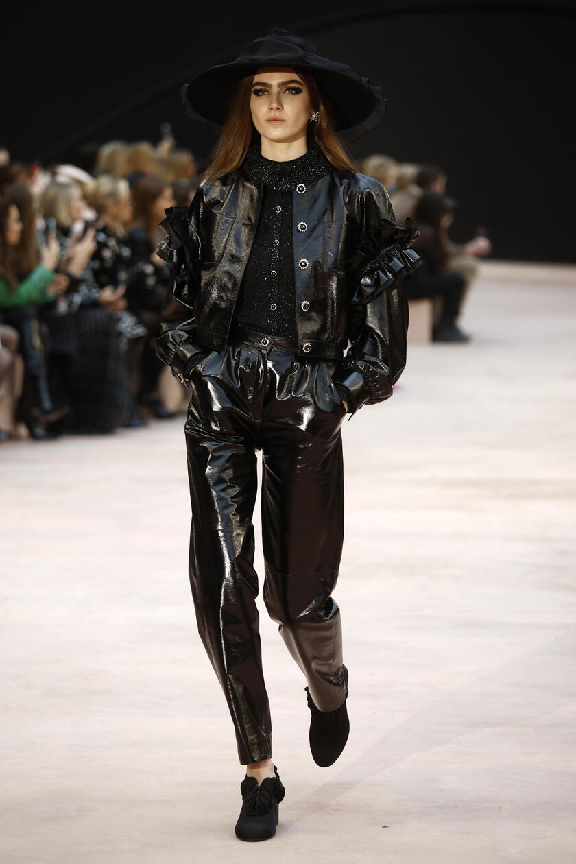 Chanel - Runway - Paris Women's Fashion Week F/W 2025/26