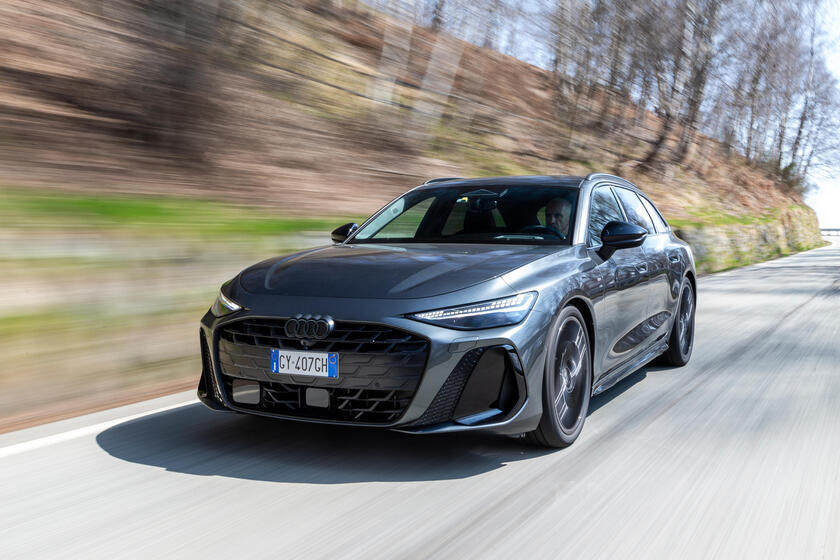 Audi A6 Avant, la station elettrificata e raffinata