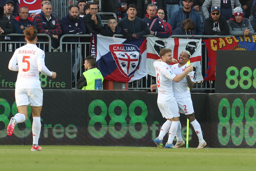 Soccer : Cagliari Vs Fiorentina