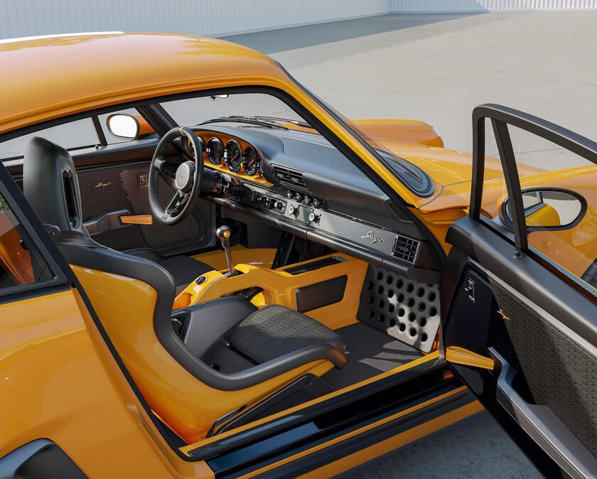 Porsche 911 by Singer