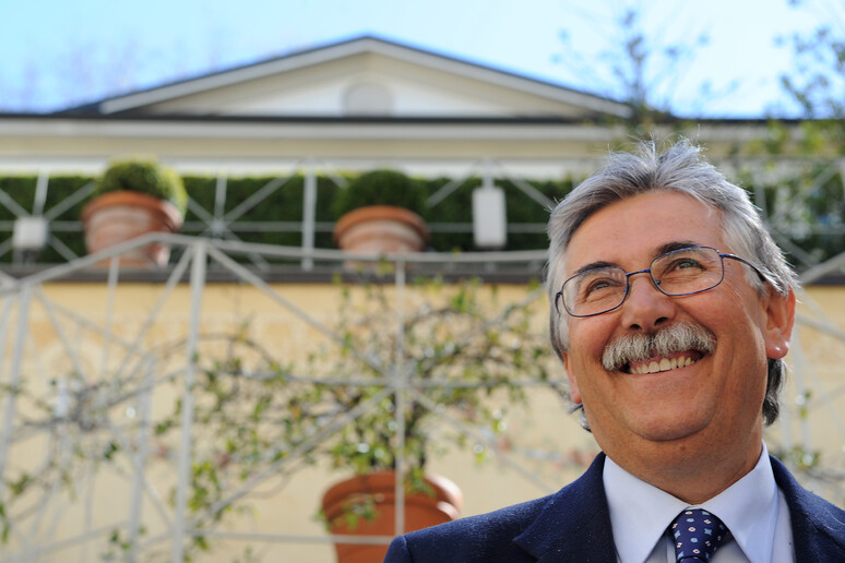 - RIPRODUZIONE RISERVATA