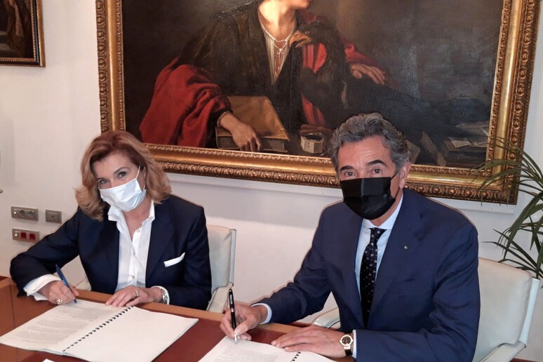 - RIPRODUZIONE RISERVATA