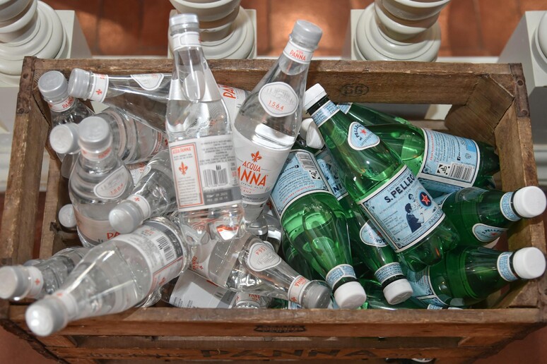 - RIPRODUZIONE RISERVATA