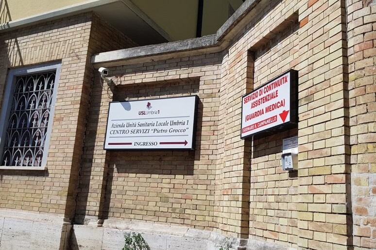 - RIPRODUZIONE RISERVATA