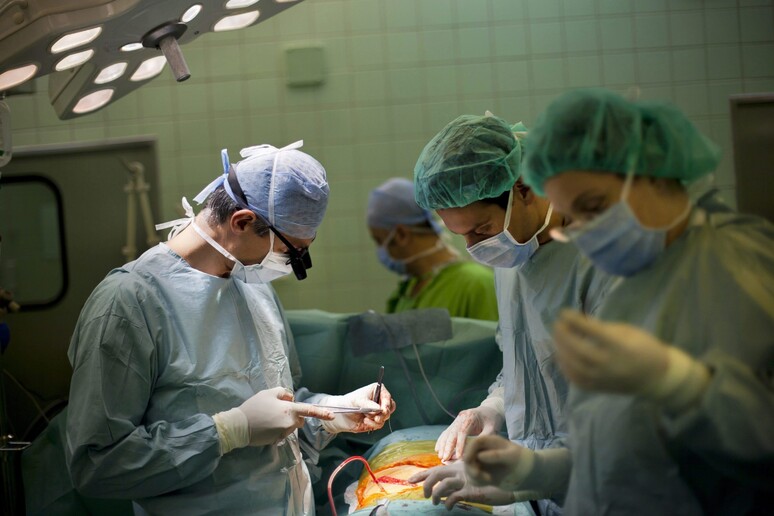 - RIPRODUZIONE RISERVATA