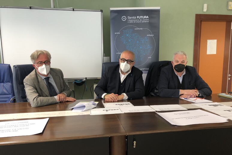 - RIPRODUZIONE RISERVATA