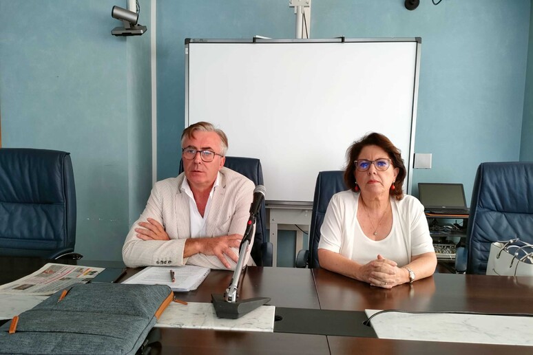 - RIPRODUZIONE RISERVATA