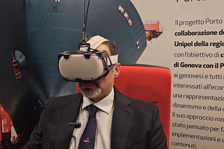 - RIPRODUZIONE RISERVATA