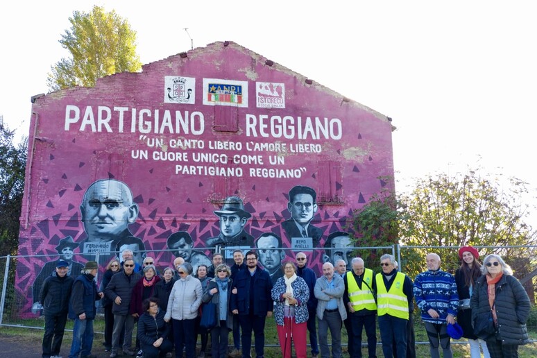 -     RIPRODUZIONE RISERVATA