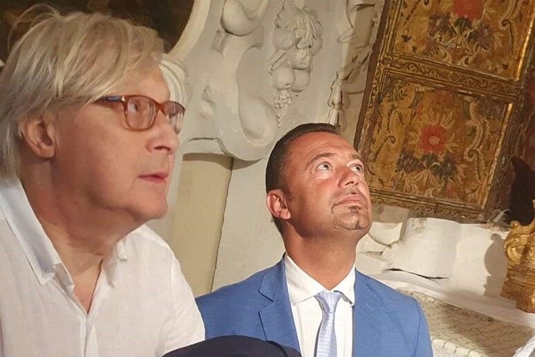 - RIPRODUZIONE RISERVATA
