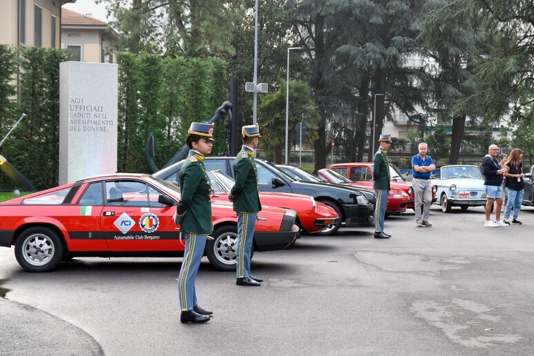 - RIPRODUZIONE RISERVATA
