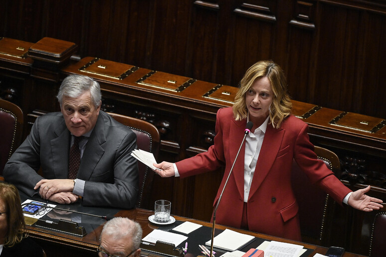 Governo scettico sulla tregua,  'serve una pace vera ' - RIPRODUZIONE RISERVATA