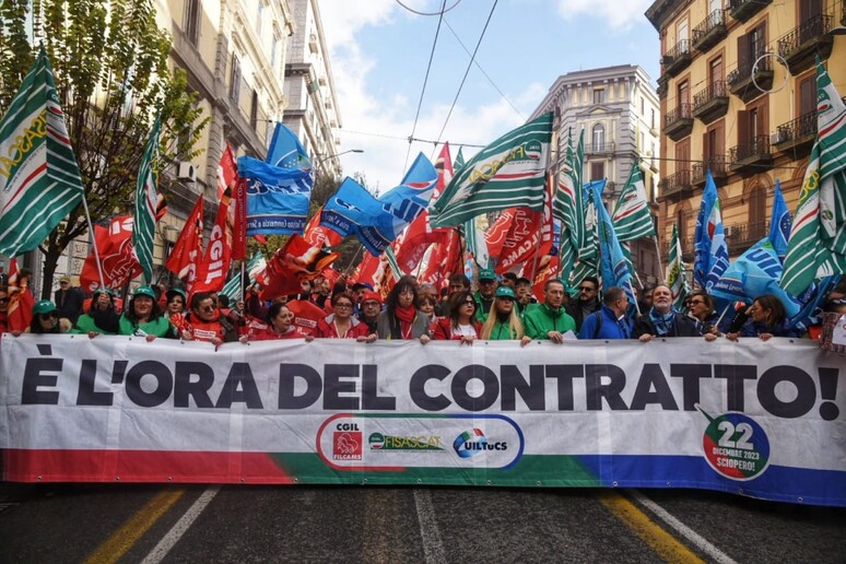 - RIPRODUZIONE RISERVATA