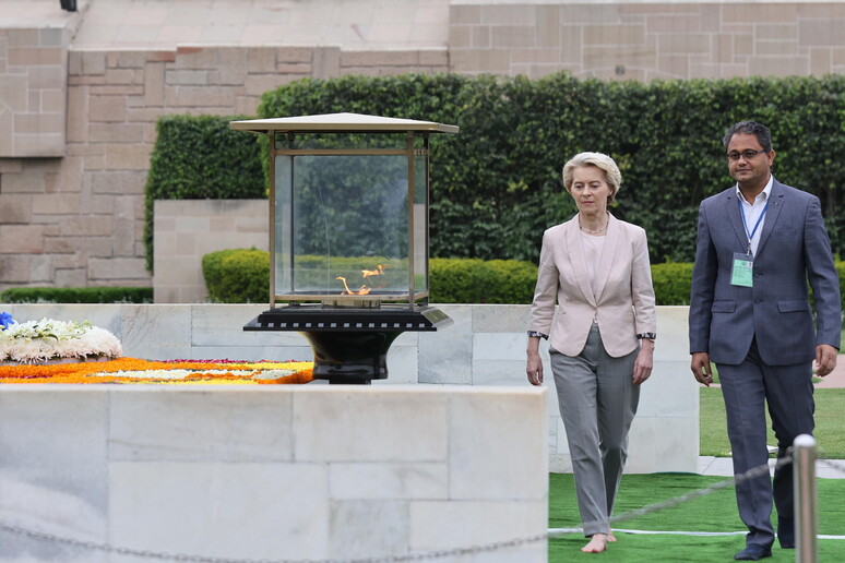 European Commission President Ursula von der Leyen visits India © ANSA/EPA