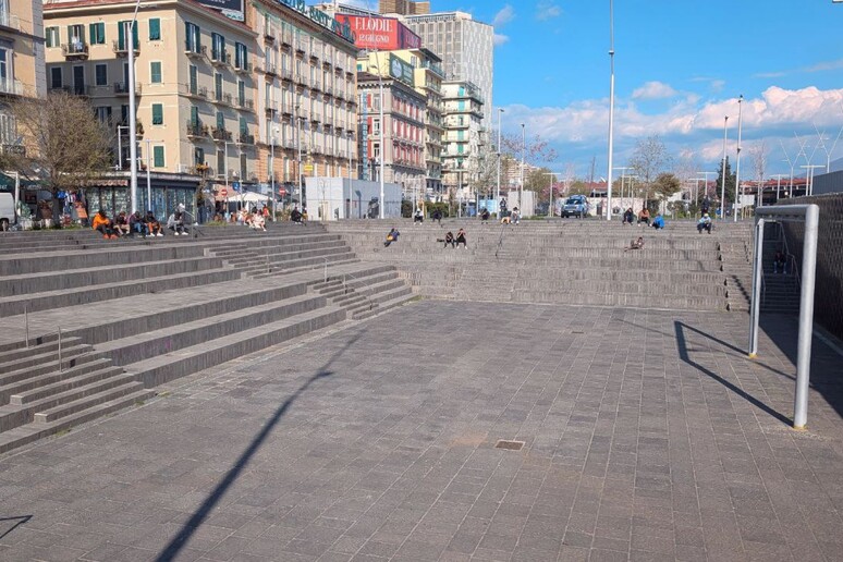 - RIPRODUZIONE RISERVATA