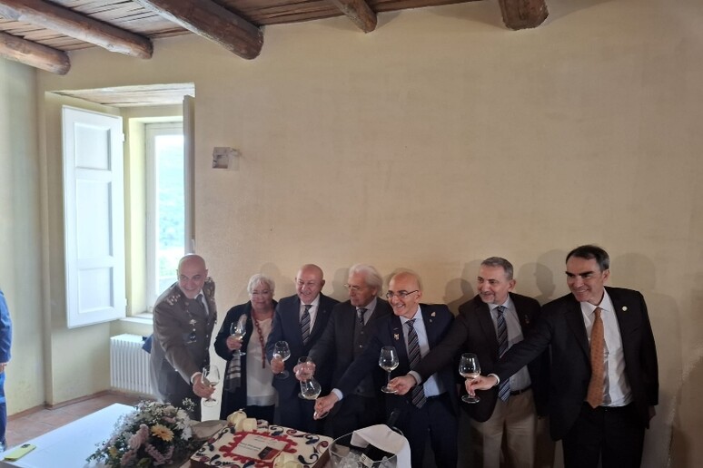 Foto di gruppo al 70wsimo anniversario del Rotary Club Caserta - RIPRODUZIONE RISERVATA