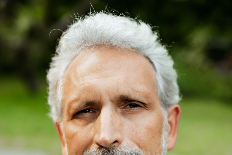 - RIPRODUZIONE RISERVATA