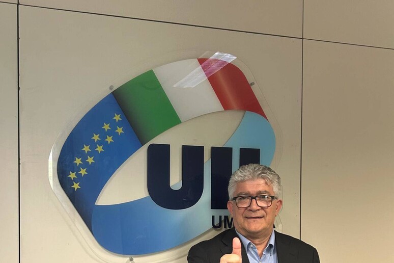 - RIPRODUZIONE RISERVATA