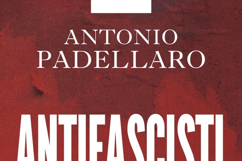 - RIPRODUZIONE RISERVATA