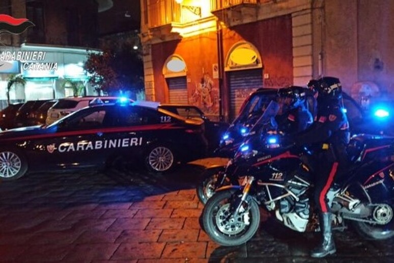 - RIPRODUZIONE RISERVATA