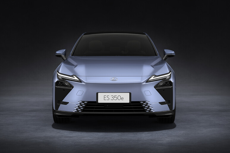 Lexus, a Shanghai la ES completamente rinnovata - RIPRODUZIONE RISERVATA