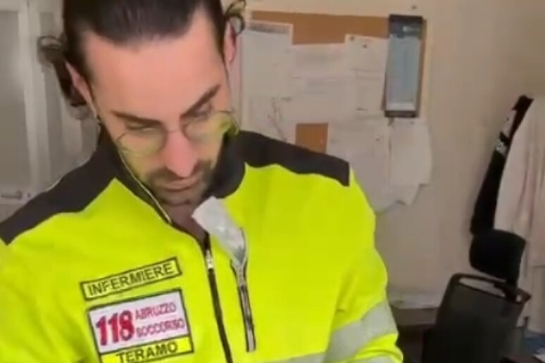 - RIPRODUZIONE RISERVATA