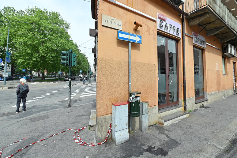 - RIPRODUZIONE RISERVATA