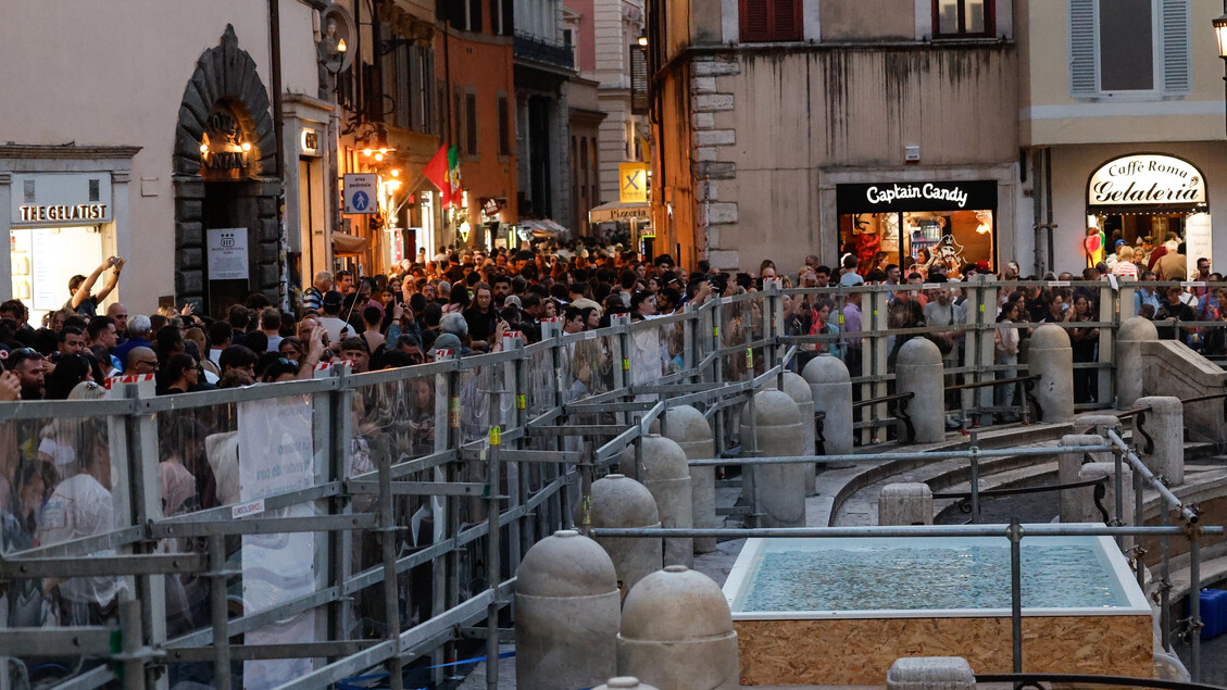 Media Usa, 'Fontana di Trevi? ora c'è una piscina comunale'