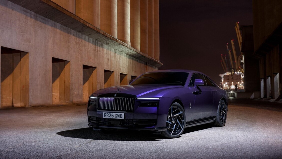 Nuova Rolls-Royce Black Badge Spectre