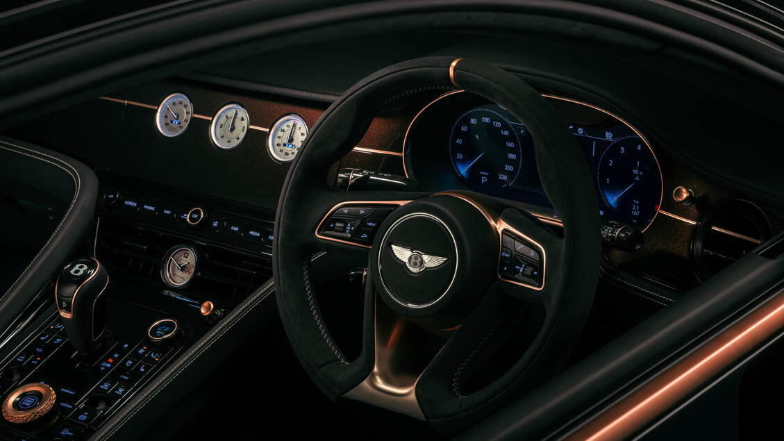 Bentley Batur Black Rose, l'auto di lusso tailor made