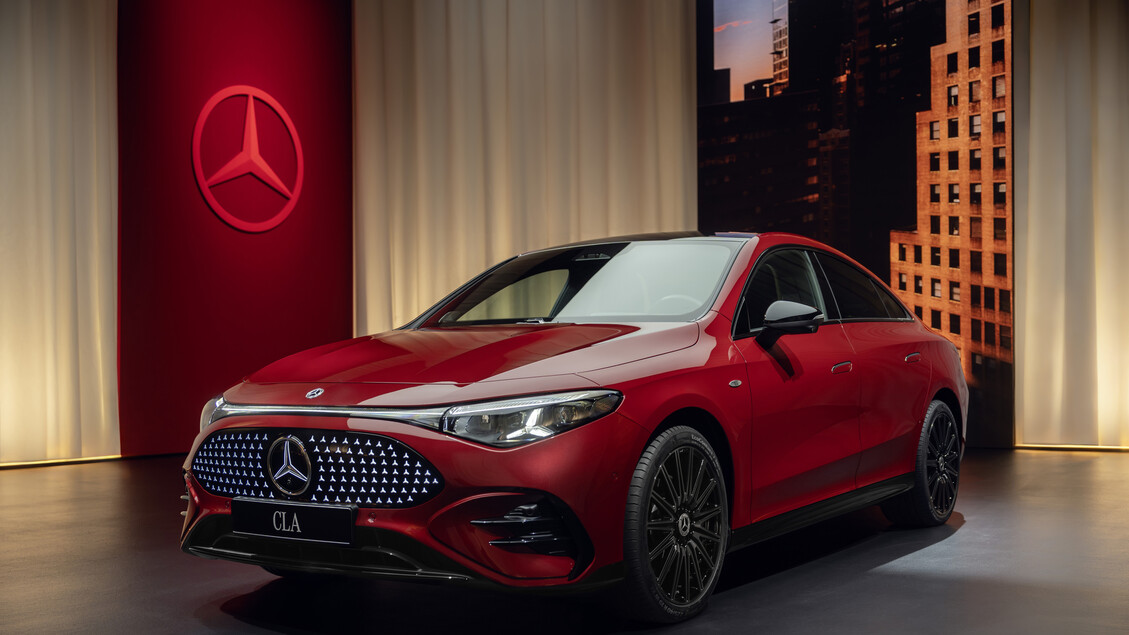 Der neue Mercedes-Benz CLA mit EQ Technologie // The all-new Mer