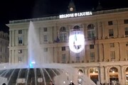 Morte Papa Francesco, illuminato il palazzo della Regione Liguria
