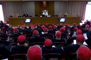 Il Papa ai cardinali, 'rinnoviamo piena adesione al Concilio'
