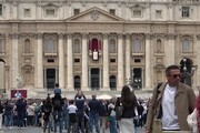 Viaggio tra i fedeli dopo il Regina Caeli, 'la pace deve essere un valore'