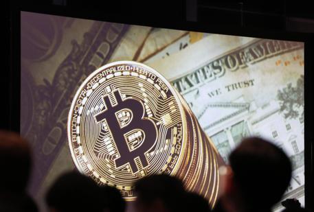Da Bitcoin a Spectacles, top e flop tech del 2017 © ANSA
