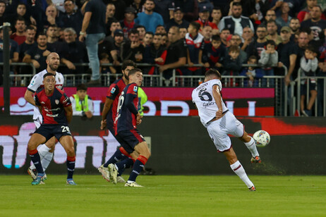 Soccer; serie A:Cagliari vs Bologna