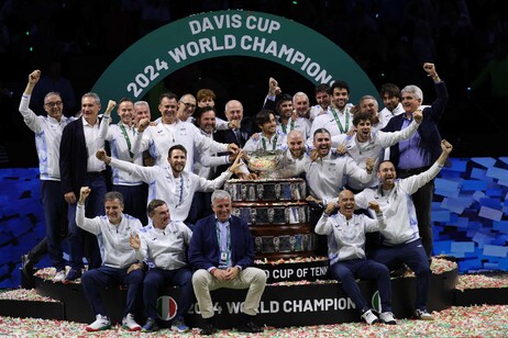 ++ 2-0 all'Olanda, dopo 2023 Italia vince anche Davis 2024 ++