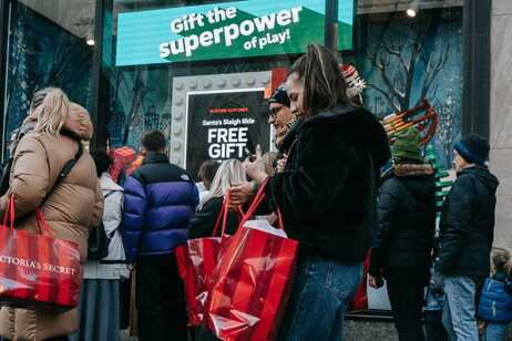 Black Friday shopping in New York